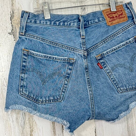 Levi’s 501 heavy distressed denim butterfly button jean shorts size 26 - Picture 8 of 10
